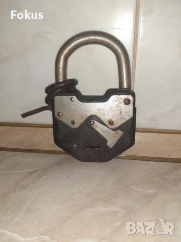 Огромен стар катинар кофар катанец - без ключ, снимка 3 - Антикварни и старинни предмети - 53353755