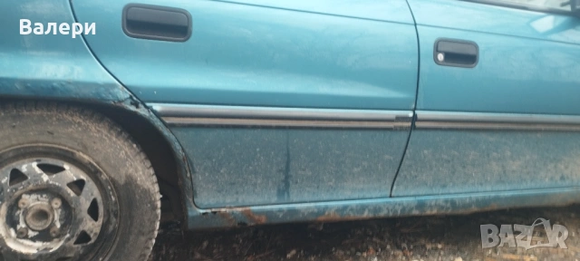 Opel Astra Classic 1992г.1.4 si 82кс.GLS. Бензин-газ, снимка 14 - Автомобили и джипове - 52362400