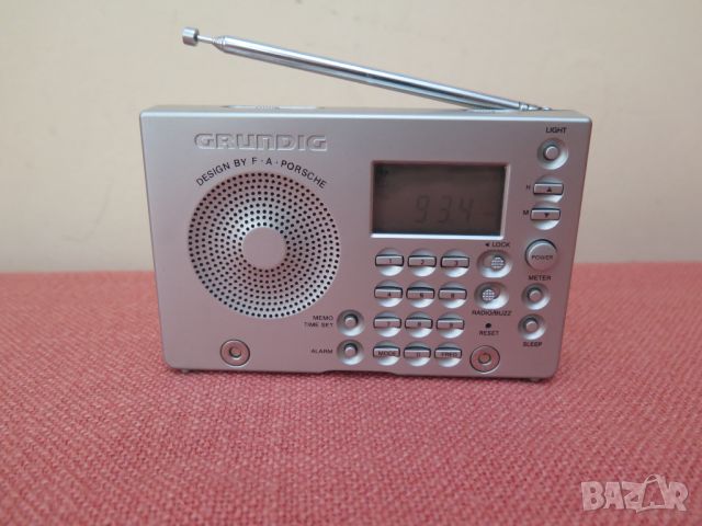 Grundig Yacht Boy  YB-P2000 Design By F.A. Porsche-радио, снимка 1 - Радиокасетофони, транзистори - 46629779