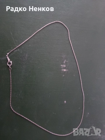 Бяло злато 9к , снимка 2 - Колиета, медальони, синджири - 54177263