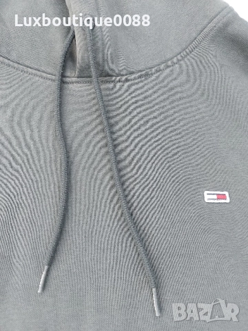 Изполван в отлично състояние суичър Tommy Jeans 2XL, снимка 5 - Суичъри - 52174121