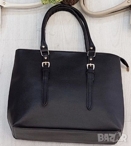 Дамска стилна чанта с двойна катарама 43/30см, снимка 2 - Чанти - 45752014