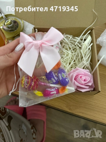 Подаръчна кутия за 8-ми Март, снимка 4 - Декорация за дома - 53699316
