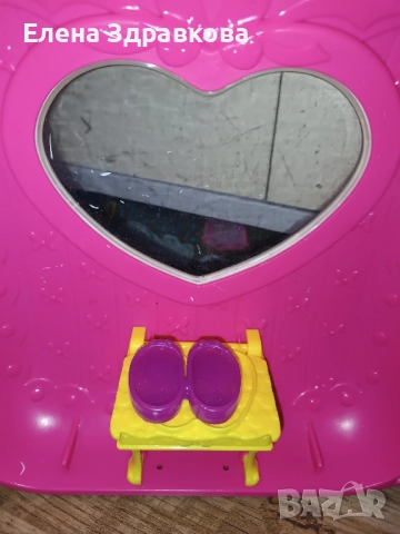 Музикален куфар гримьорна Мини маус Дисни, снимка 8 - Кукли - 51874117