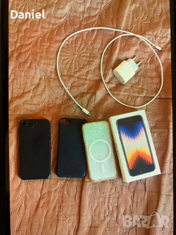 Продавам iPhone SE 2022