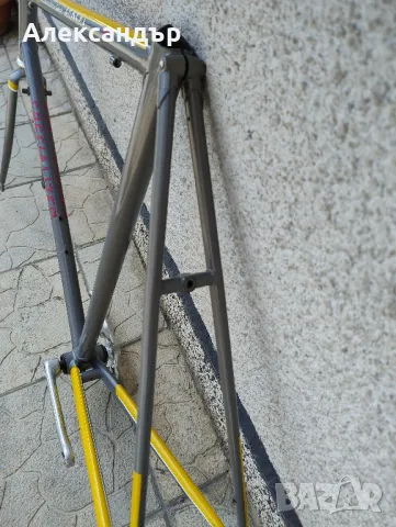 шосейна рамка, снимка 4 - Части за велосипеди - 49686141