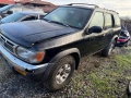 Nissan Pathfinder 3,3i на части, снимка 2