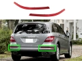 Рефлектор за задна броня на Mercedes R-Class W251 Facelift, снимка 3