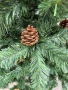 Коледна елха Виена Дебел клон с шишарки, снимка 3
