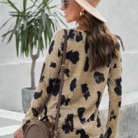 Дамска блуза в бежово с дълъг ръкав и леопардов принт, снимка 4 - Блузи с дълъг ръкав и пуловери - 45932191