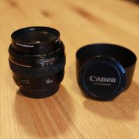 Обектив Canon EF 50mm f/1.4 USM, снимка 1 - Обективи и филтри - 45429363