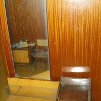 Тоалетка с огледало, снимка 3 - Тоалетки - 45811589