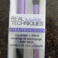 Real Techniques Eyes Комплект Четка за сенки за очи и Блендинг четка, снимка 4 - Декоративна козметика - 45764996
