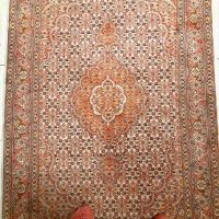 Персийски килим , снимка 1 - Килими - 45385174