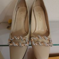 Продавам официални бежови обувки Gio и дамска чанта, снимка 3 - Дамски елегантни обувки - 45483144