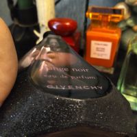 Givenchy L'Ange Noir  (EDP) 75 mlспрян от производство , снимка 3 - Дамски парфюми - 45100060