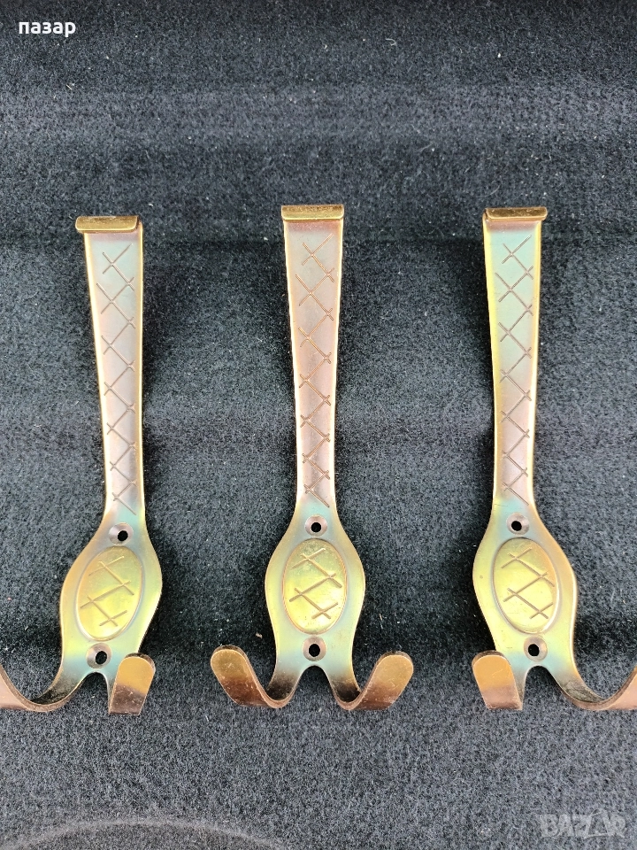 Бронзови закачалки отлична изработка, снимка 1