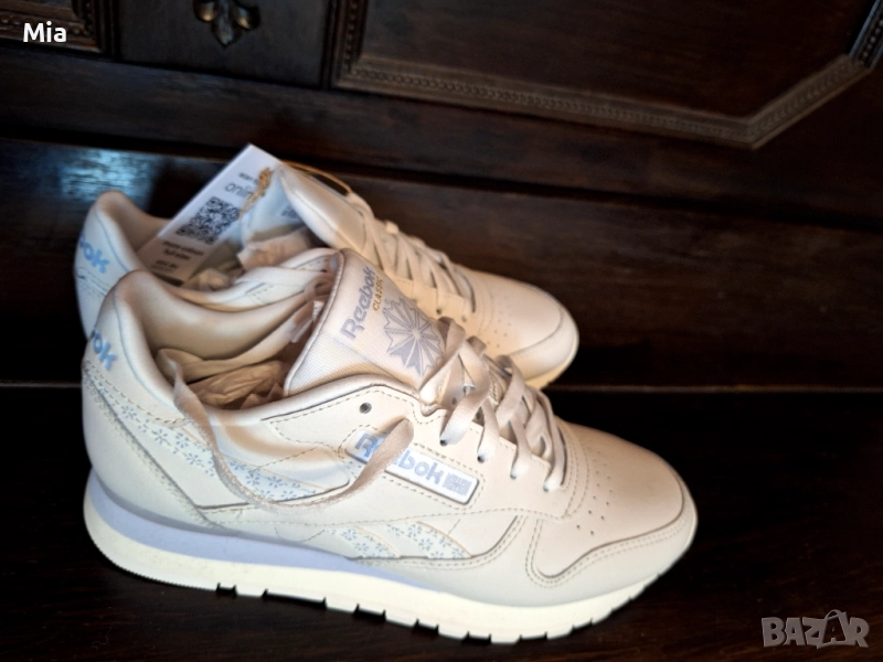 Продавам дамски маратонки Reebok, снимка 1