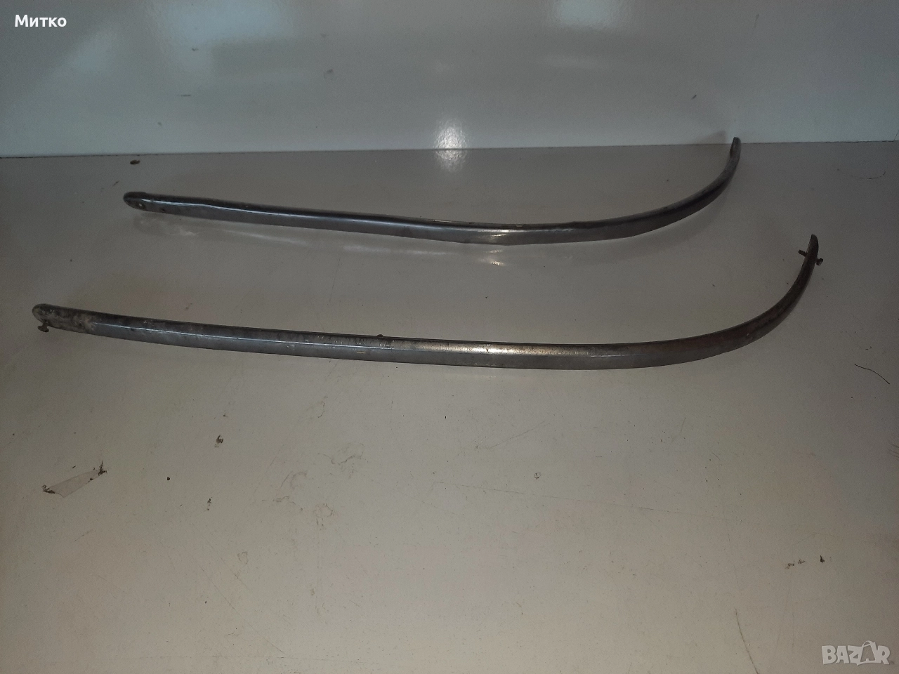 Ретро метални лайсни за автомобил, снимка 1