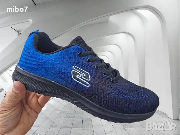 Дишащи олекотени мъжки маратонки в преливащо синьо и черно - S, снимка 1