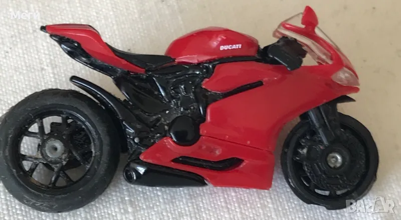 Колекционерски Мотор Ducati Panigale – Червен, снимка 1