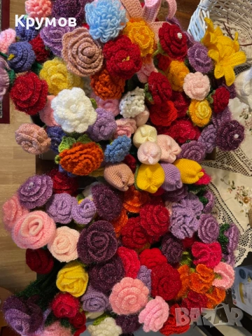 Плетени цветя на мама ръчно на 1 кука роза лилиум лале, снимка 4 - Декорация за дома - 53311221