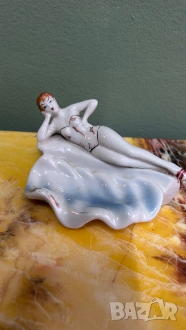 Изключително рядка порцеланова фигура България