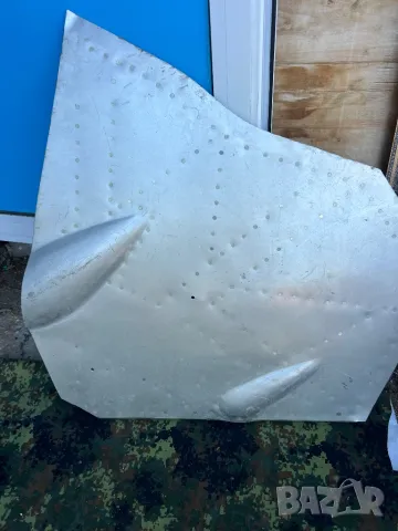 Продавам част от самолет миг 25, снимка 1