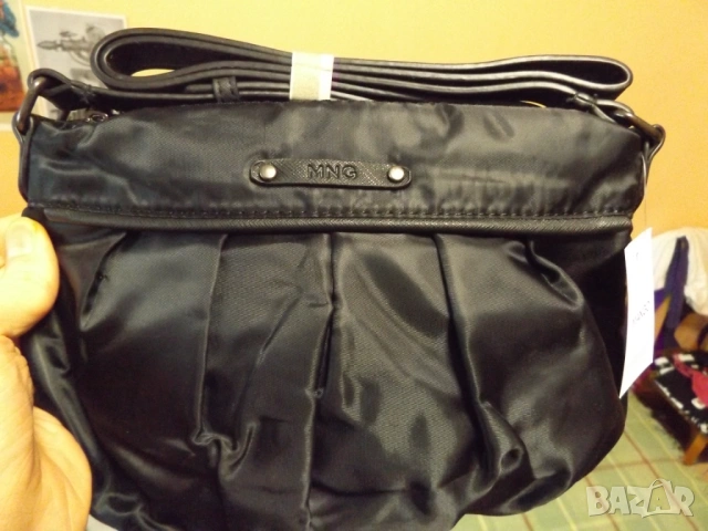 Дамска чанта Mango чантичка през рамо, снимка 5 - Чанти - 53625531