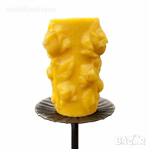 Старинен свещник от ковано желязо със триножна основа, снимка 3 - Антикварни и старинни предмети - 53905629