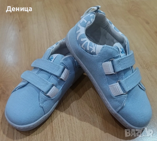 Нови детски боси обувки 