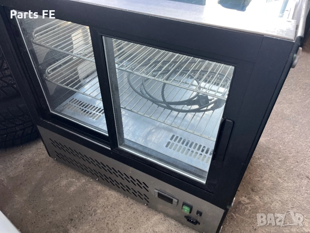 Хладилна витрина сладкарска изложбена демонстративна hladilna sladkarska vitrina, снимка 4 - Хладилни витрини и фризери - 52790297