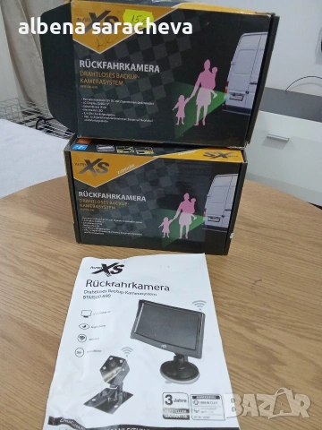 камера с монитор за задно виждане 
