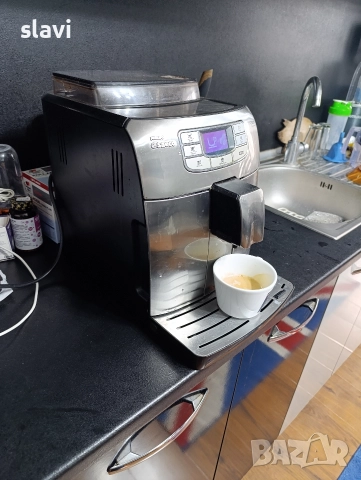 Кафемашина робот Saeco Intelia, снимка 8 - Кафемашини - 52712959