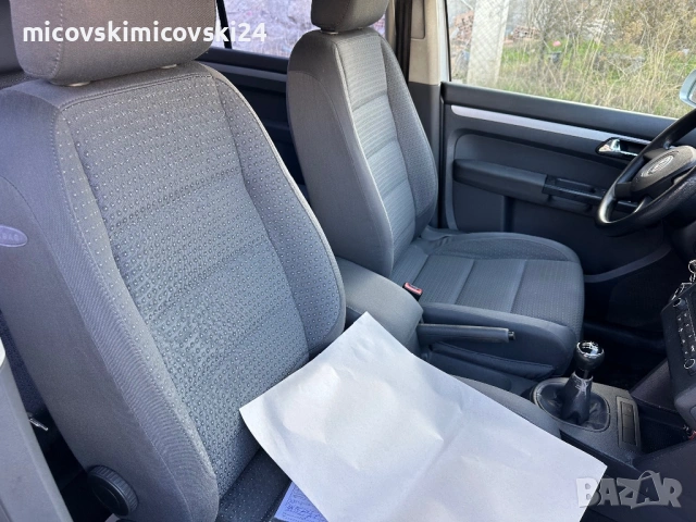 Vw Touran 2.0 tdi, снимка 8 - Автомобили и джипове - 53033299