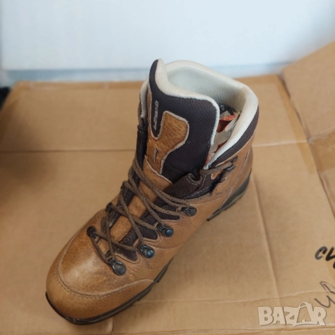 туристически обувки Lowa - Hudson LL Mid номер 39 , снимка 7 - Други - 51942459