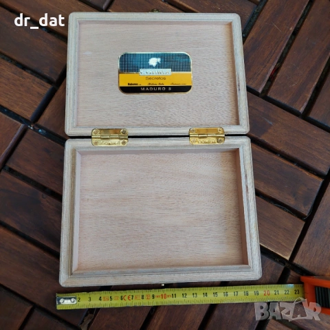 Малка кутия от пури Cohiba Maduro - хумидор, снимка 2 - Антикварни и старинни предмети - 54013179