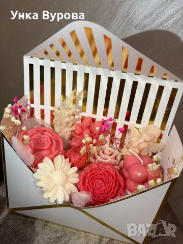 Аранжирана кутия с фигури от соев восък, снимка 2 - Декорация за дома - 50018102