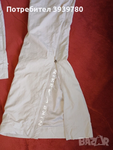 Дамско долнище Nike размер S, снимка 2 - Спортни екипи - 53873215
