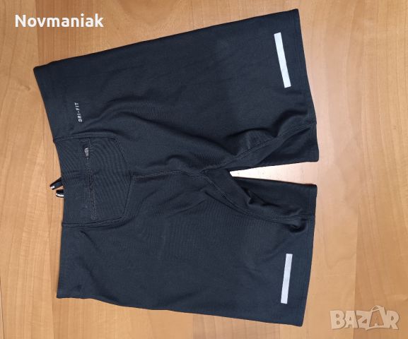 Nike-Като Нов, снимка 9 - Спортни дрехи, екипи - 46656594