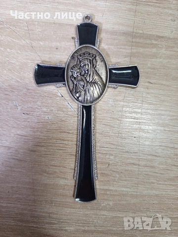 Голям кръст (медальон)