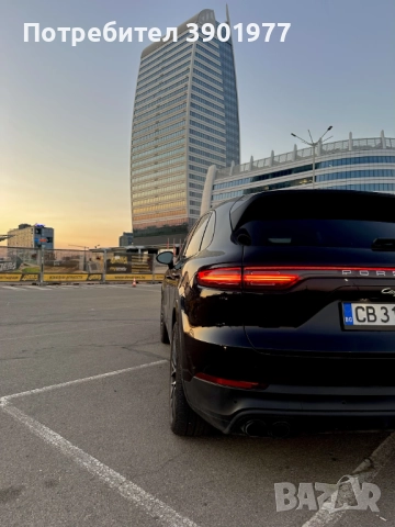 Porsche Cayenne E-Hybrid* Sport Chrono* 21 RS SPYDER* LED-MATRIX , снимка 2 - Автомобили и джипове - 50652845
