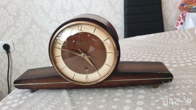 Стар малък немски настолен часовник, снимка 6 - Антикварни и старинни предмети - 45513775
