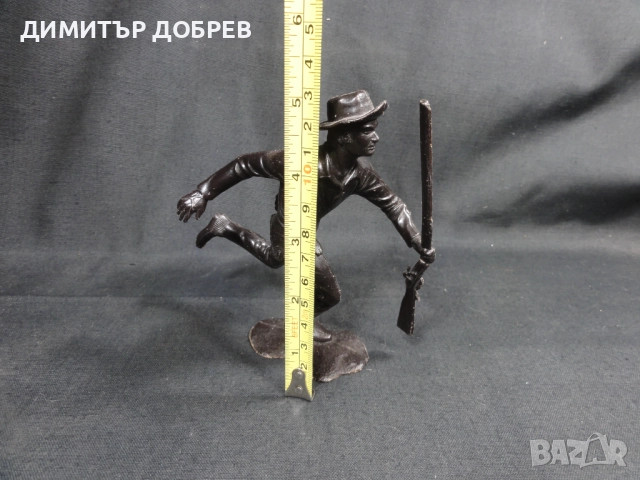 СТАРА РЕТРО СОЦ СССР ПЛАСТМАСОВА ФИГУРКА ТРАПЕР, снимка 6 - Колекции - 52712039