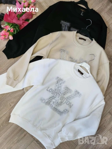 Дамски блузи LV с камъчета - бежово и черно - 20 €