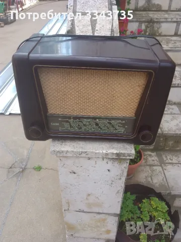 Лампово радио SABA TRIBERG GF52.работи.