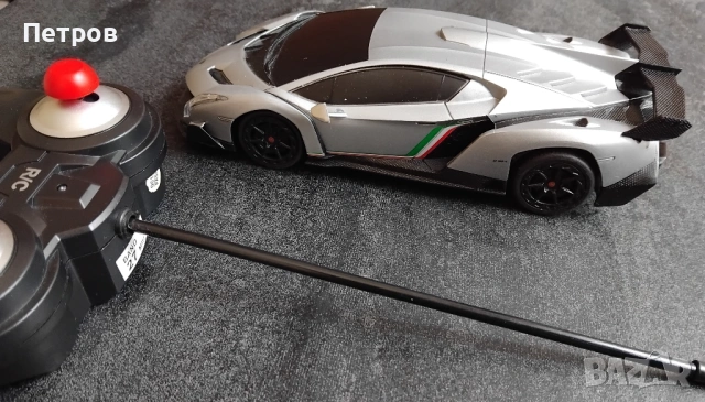 радиоуправляема играчка Happinet Lamborghini Veneno в мащаб 1/14, снимка 3 - Електрически играчки - 53912512