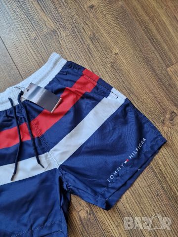 Страхотни мъжки къси шорти бански TOMMY HILFIGER размер S,M,L,XL,2XL, 3XL , снимка 2 - Бански - 46630814