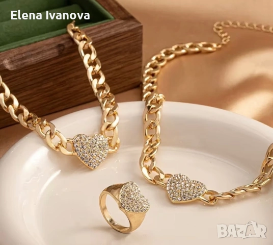 Стилен дамски комплект, снимка 3 - Бижутерийни комплекти - 53473246