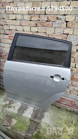 Задна лява врата Toyota Corolla Verso, Корола Версо